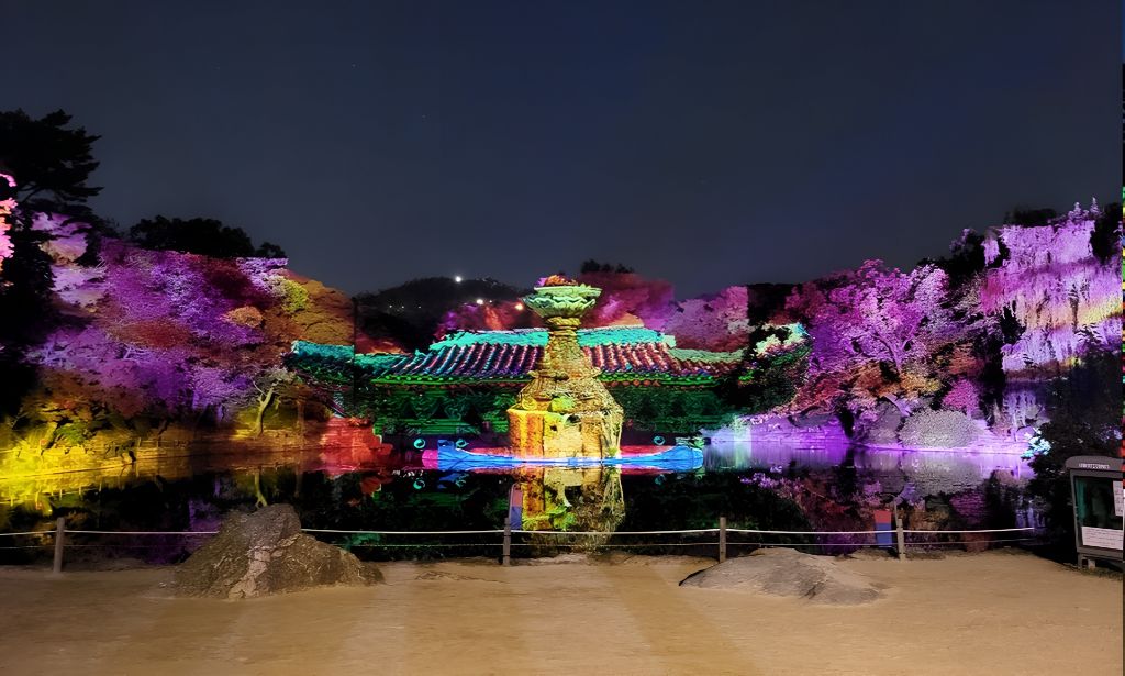 전시·관공서 빔프로젝터·스크린 매니저 콘텐츠 야간 조명 연출